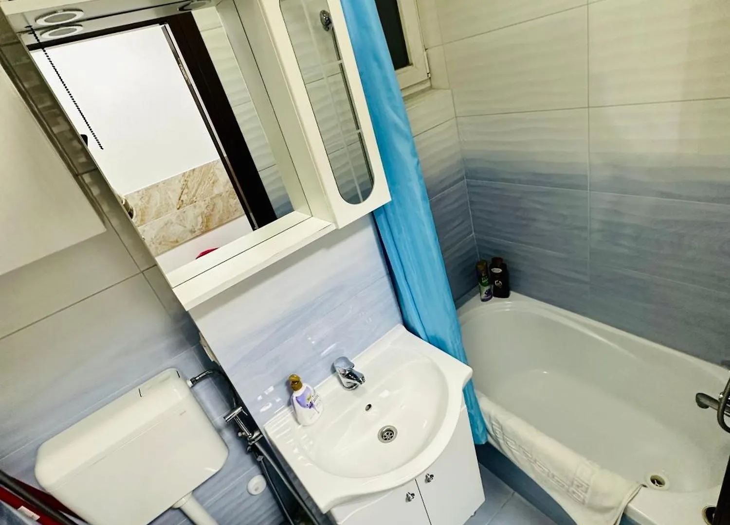 Apartman Chic Sanctuary One-Bedroom Retreat With Spectacular Landmark Views Of The Concert Hall Bukarest