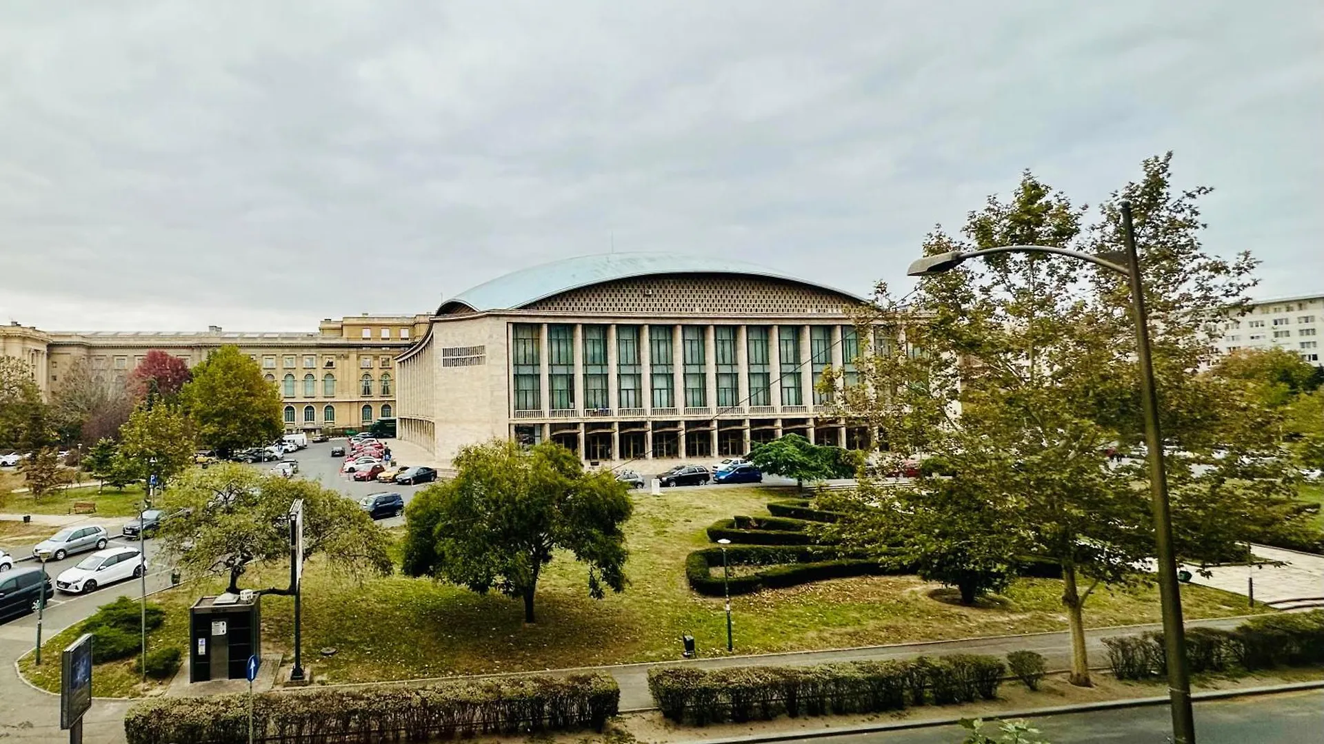 Chic Comfort 1Bdr With Landmark View - Concerthall 0*, Bucharest Romania