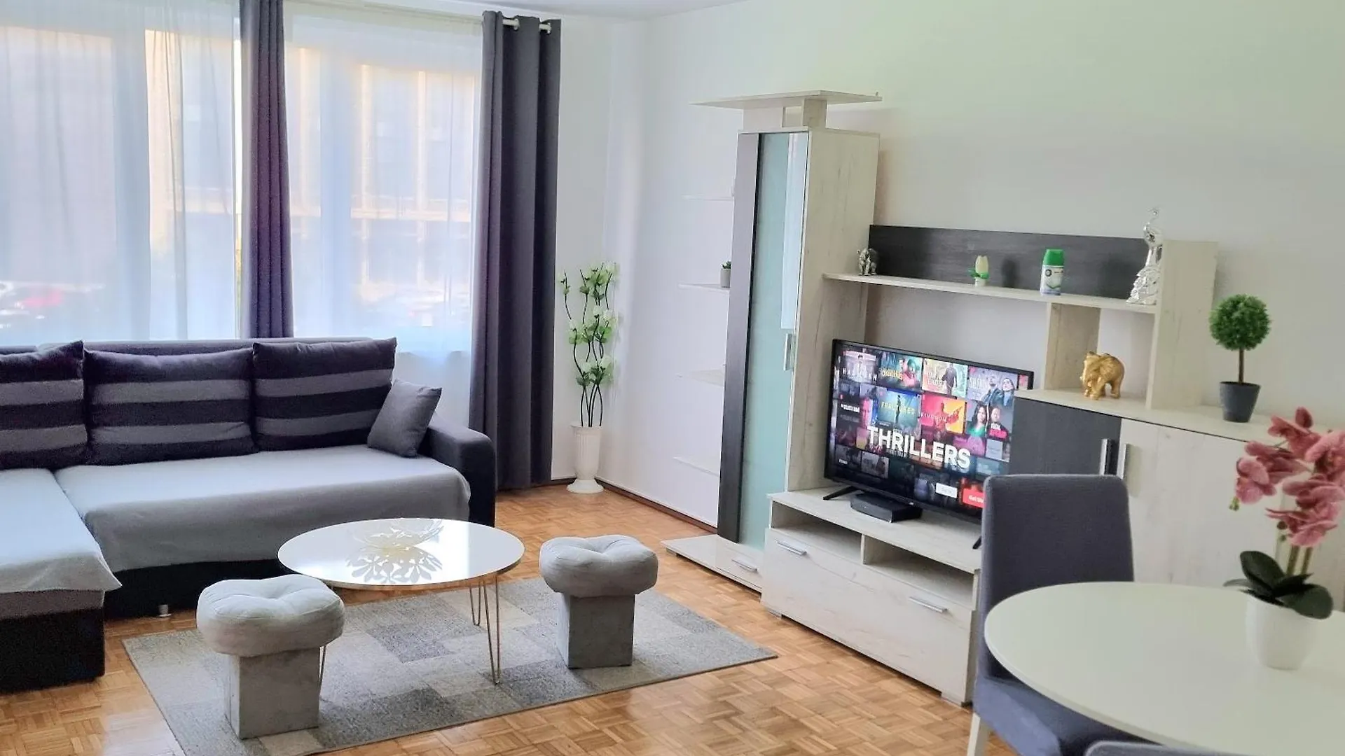 Apartment Chic Comfort 1Bdr With Landmark View - Concerthall