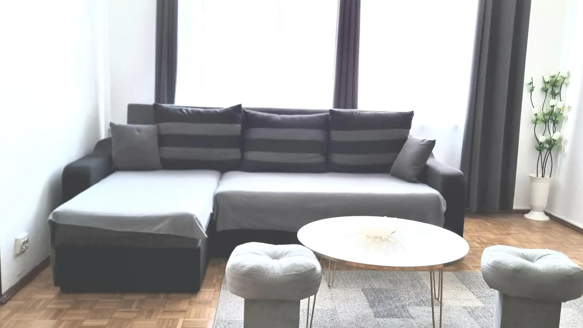 Chic Comfort 1Bdr With Landmark View - Concerthall Bucharest